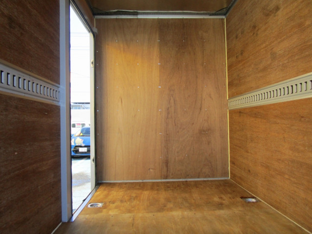 トヨタ ダイナ 小型 バン TPG-XZC605(103397) 12枚目