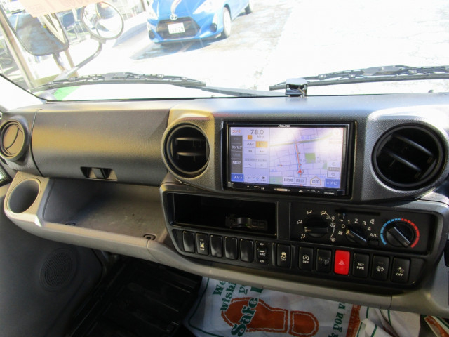 トヨタ ダイナ 小型 バン TPG-XZC605(103397) 26枚目