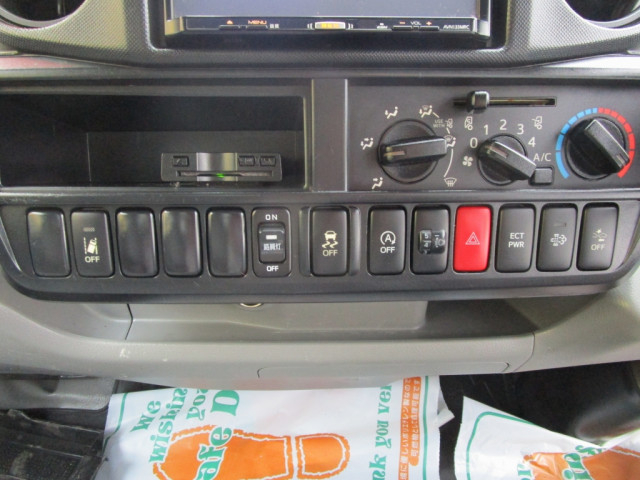 トヨタ ダイナ 小型 バン TPG-XZC605(103397) 34枚目