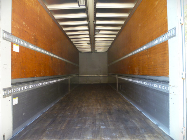 UDトラックス（日産） クオン 大型 ウィング 2PG-CG5CA(103399) 12枚目