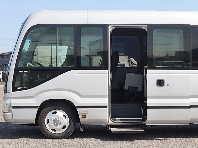 日野 リエッセⅡ 小型 バス SKG-XZB70M(103400) 11枚目