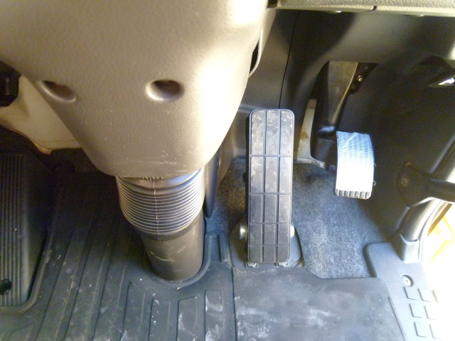 UDトラックス（日産） クオン 大型 ウィング 2PG-CG5CA(103399) 33枚目