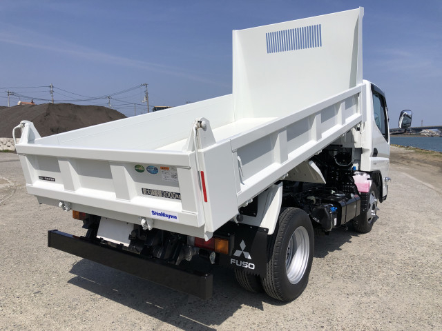 三菱ふそう キャンター 小型 土砂ダンプ 2RG-FBA60(103406) 4枚目
