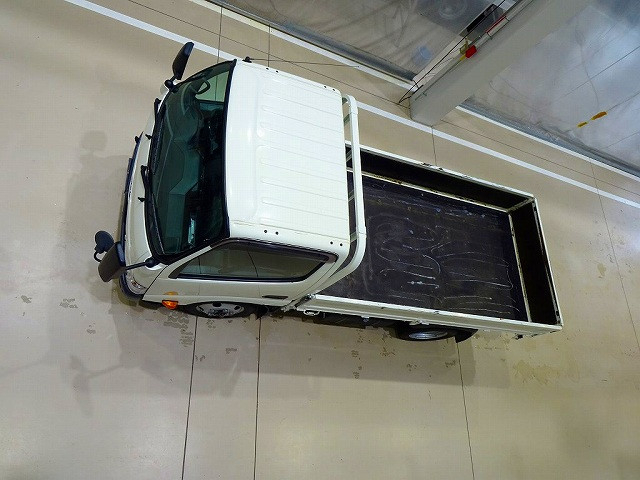 トヨタ ダイナ 小型 平ボディ 2KG-XZU675(103048) 28枚目