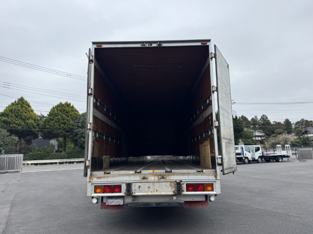 いすゞ フォワード 中型 バン TKG-FRR90T2(103411) 9枚目