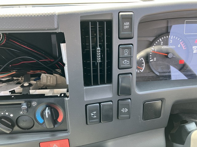 Isuzu elf Small Vehible loader TRG-NPR85AN(103410) 24枚目