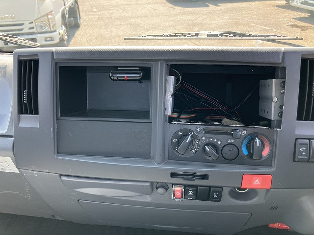 Isuzu elf Small Vehible loader TRG-NPR85AN(103410) 25枚目