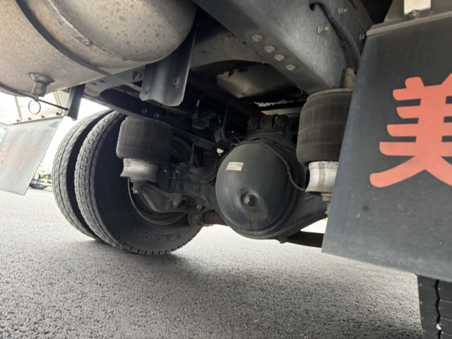 いすゞ フォワード 中型 バン TKG-FRR90T2(103411) 23枚目