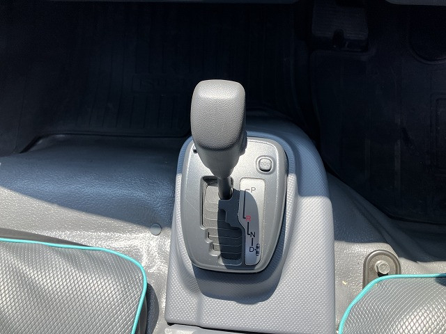 Isuzu elf Small Vehible loader TRG-NPR85AN(103410) 28枚目