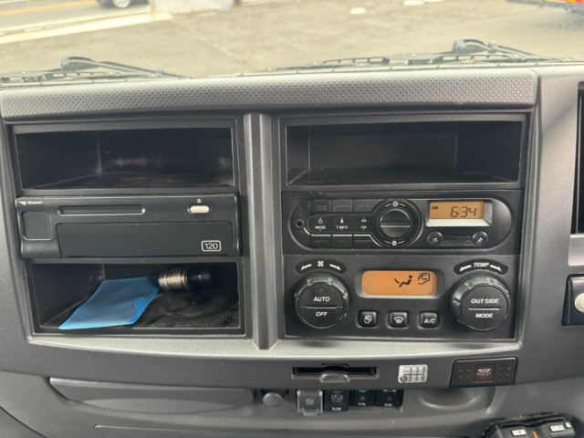 いすゞ フォワード 中型 バン TKG-FRR90T2(103411) 27枚目