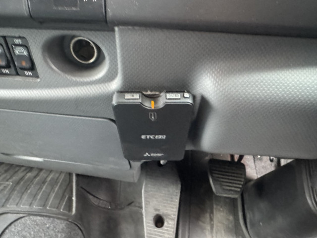 いすゞ フォワード 中型 バン TKG-FRR90T2(103411) 31枚目