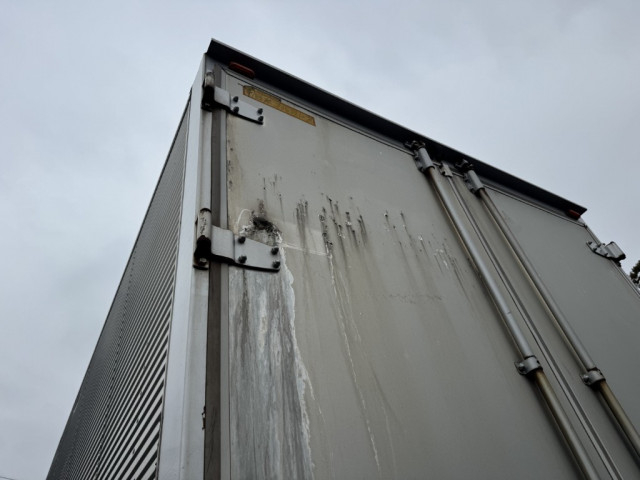 いすゞ フォワード 中型 バン TKG-FRR90T2(103411) 50枚目