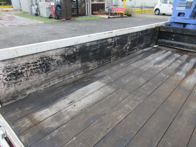 いすゞ エルフ 小型 平ボディ（クレーン付） TPG-NJR85A(103412) 9枚目