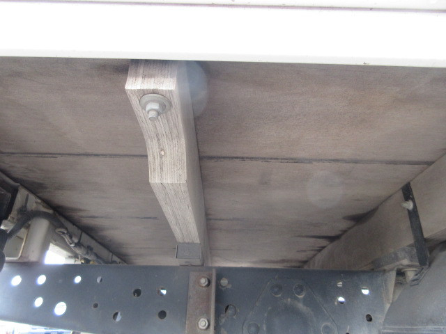 いすゞ エルフ 小型 平ボディ（クレーン付） TPG-NJR85A(103412) 30枚目