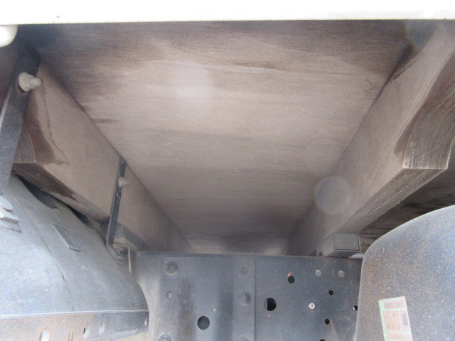 いすゞ エルフ 小型 平ボディ（クレーン付） TPG-NJR85A(103412) 31枚目