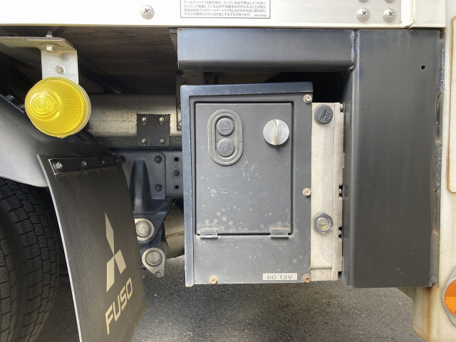 三菱ふそう キャンター 小型 バン TPG-FBA00(103414) 10枚目