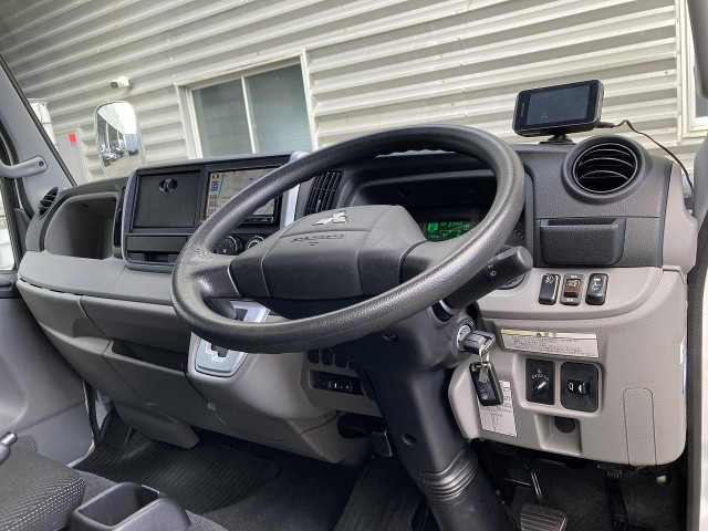 三菱ふそう キャンター 小型 バン TPG-FBA00(103414) 16枚目