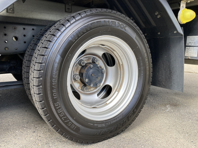 三菱ふそう キャンター 小型 バン TPG-FBA00(103414) 35枚目