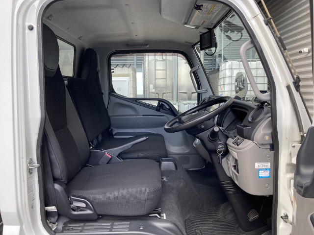 三菱ふそう キャンター 小型 バン TPG-FBA00(103414) 38枚目