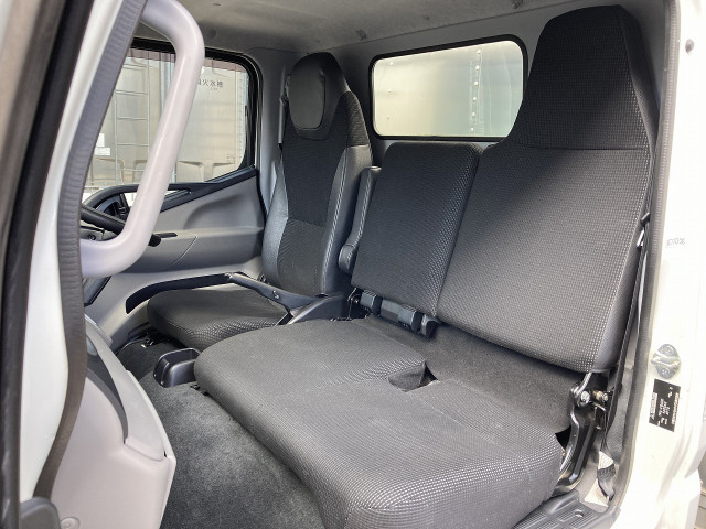 三菱ふそう キャンター 小型 バン TPG-FBA00(103414) 45枚目