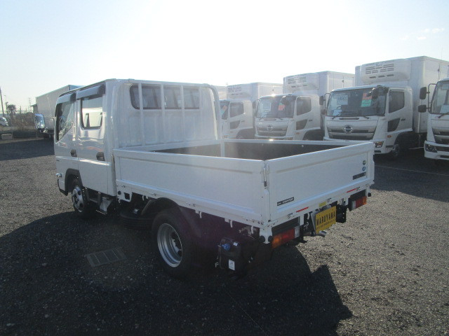 三菱ふそう キャンター 小型 Wキャブ 2RG-FBA20(103417) 3枚目