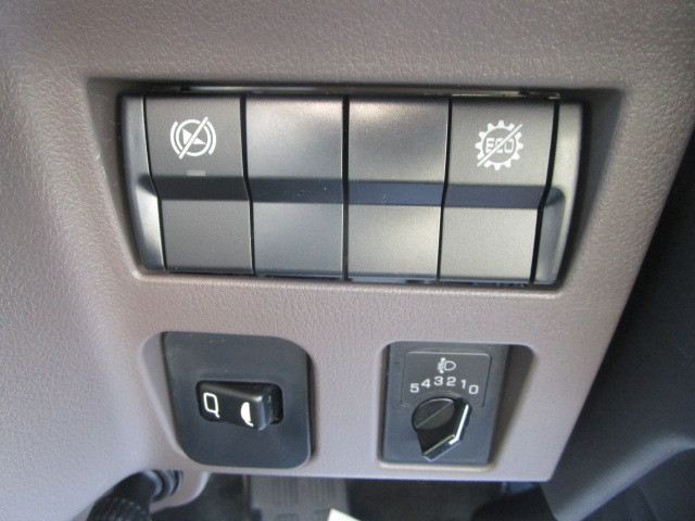 三菱ふそう キャンター 小型 Wキャブ 2RG-FBA20(103417) 12枚目