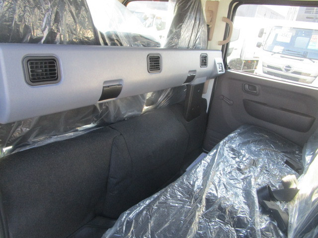 三菱ふそう キャンター 小型 Wキャブ 2RG-FBA20(103417) 19枚目