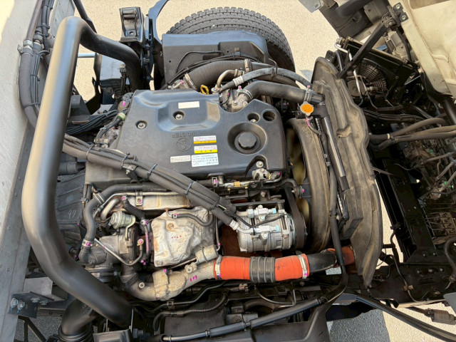 いすゞ エルフ 小型 バン TPG-NPR85AN(103423) 32枚目