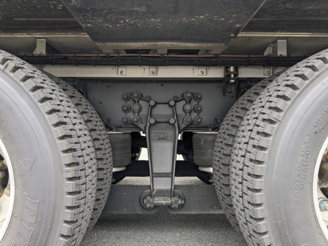 いすゞ ギガ 大型 冷蔵冷凍バン 2PG-CYY77DU(103425) 10枚目