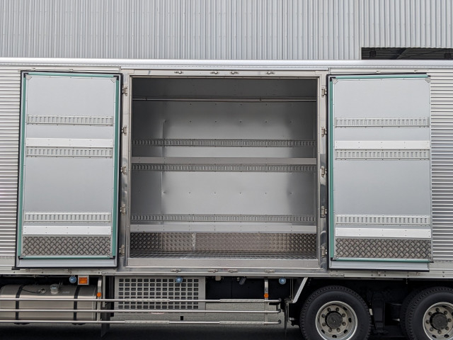いすゞ ギガ 大型 冷蔵冷凍バン 2PG-CYY77DU(103425) 14枚目