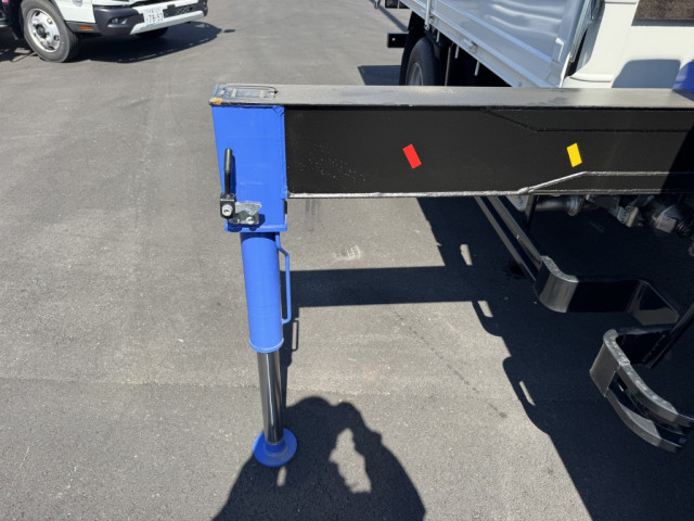 日野 デュトロ 小型 平ボディ（クレーン付） 2KG-XZU712M(103426) 18枚目