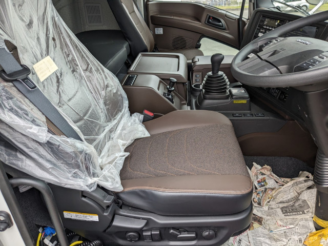 いすゞ ギガ 大型 冷蔵冷凍バン 2PG-CYY77DU(103425) 43枚目