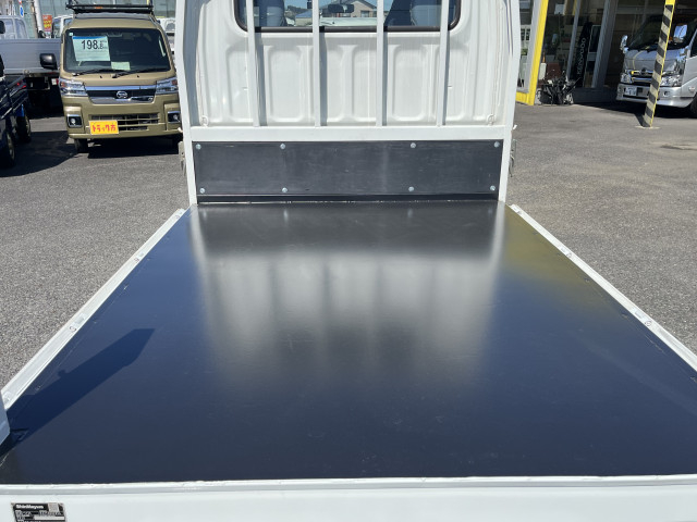 三菱ふそう キャンター 小型 平ボディ 2RG-FBA20(103428) 9枚目