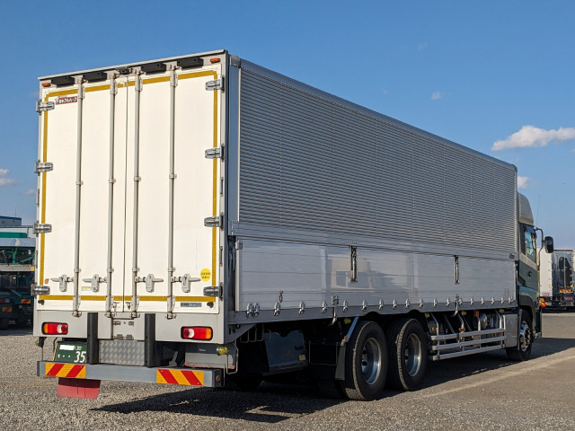 UDトラックス（日産） クオン 大型 ウィング 2PG-CD5CA(103436) 4枚目