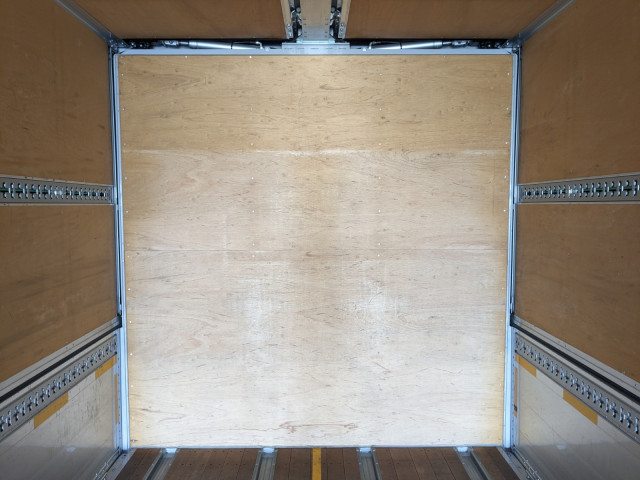 UDトラックス（日産） クオン 大型 ウィング 2PG-CD5CA(103436) 15枚目