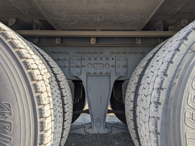 UDトラックス（日産） クオン 大型 ウィング 2PG-CD5CA(103436) 22枚目