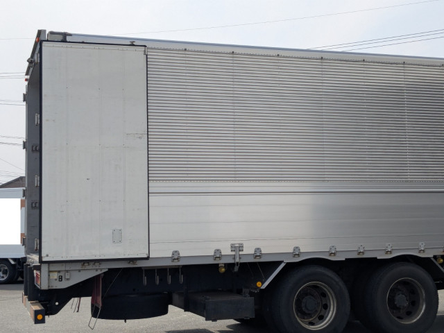 いすゞ ギガ 大型 ウィング QKG-CYL77B(103437) 14枚目