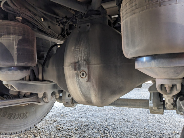 UDトラックス（日産） クオン 大型 ウィング 2PG-CD5CA(103436) 34枚目