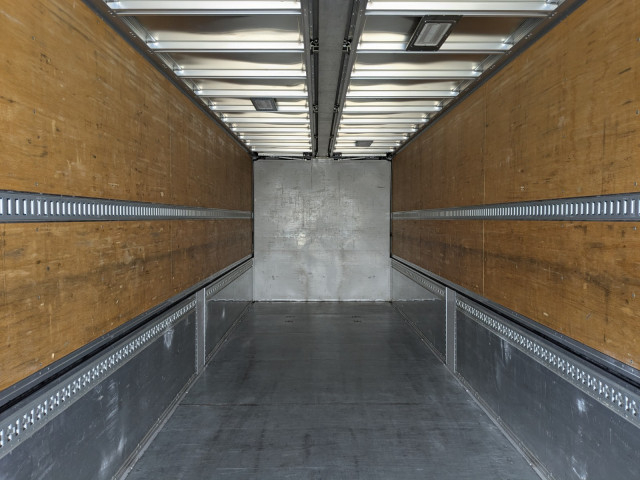 いすゞ ギガ 大型 ウィング QKG-CYL77B(103437) 19枚目