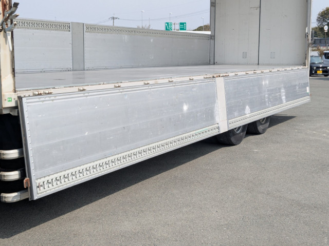 いすゞ ギガ 大型 ウィング QKG-CYL77B(103437) 31枚目