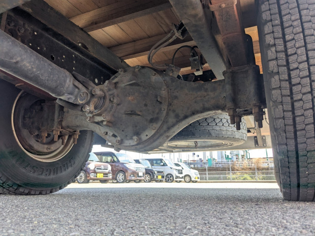 いすゞ フォワード 中型 平ボディ（クレーン付） TKG-FRR90S2(103438) 10枚目