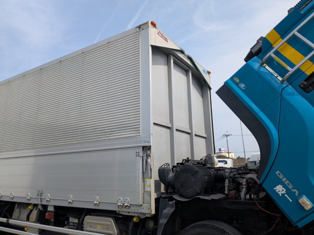 いすゞ ギガ 大型 ウィング QKG-CYL77B(103437) 44枚目