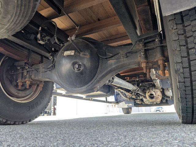 いすゞ フォワード 中型 平ボディ（クレーン付） TKG-FRR90S2(103438) 13枚目