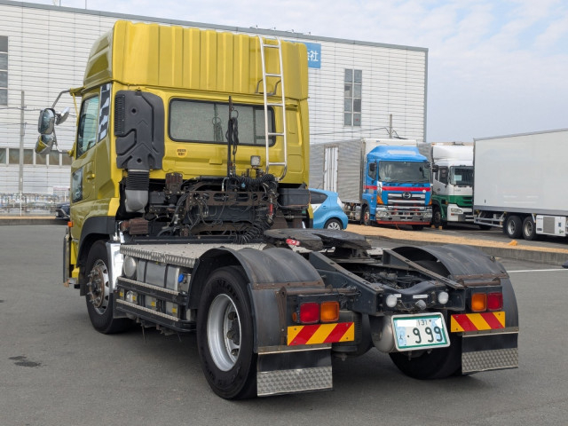 UDトラックス（日産） クオン 大型 トラクタ QKG-GK6XAB(103439) 2枚目