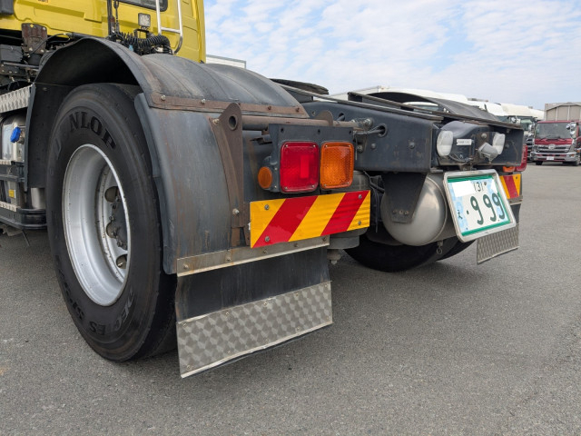 UDトラックス（日産） クオン 大型 トラクタ QKG-GK6XAB(103439) 5枚目