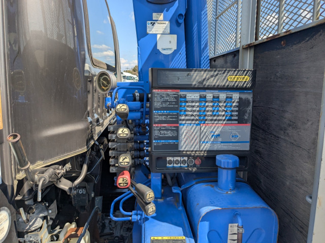 いすゞ フォワード 中型 平ボディ（クレーン付） TKG-FRR90S2(103438) 29枚目