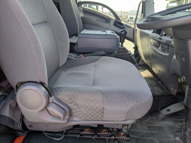 いすゞ フォワード 中型 平ボディ（クレーン付） TKG-FRR90S2(103438) 37枚目