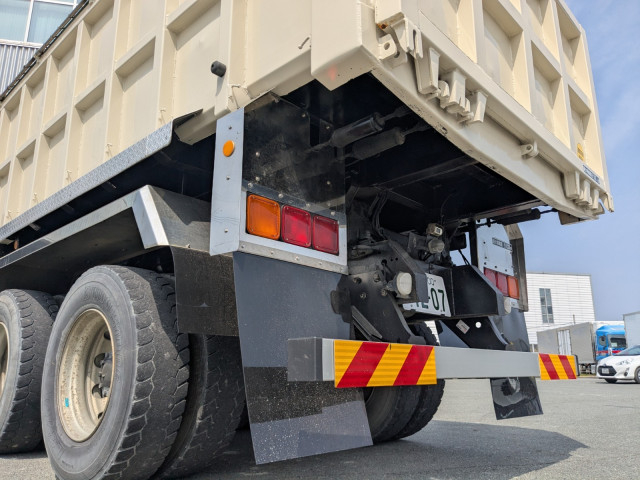 いすゞ ギガ 大型 土砂ダンプ QKG-CXZ77AT(103440) 6枚目