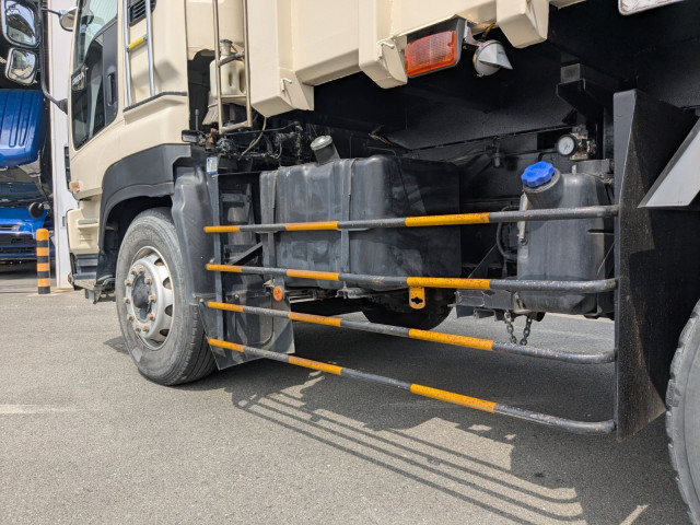 いすゞ ギガ 大型 土砂ダンプ QKG-CXZ77AT(103440) 11枚目