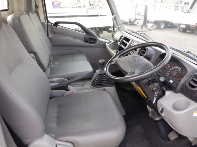 Hino dutro Small Flat body TKG-XZU710M(103442) 31枚目